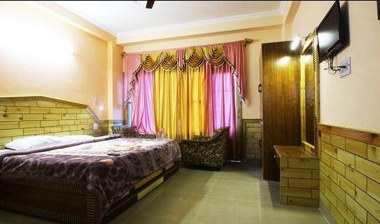 מלון מנאלי Nandini Palace מראה חיצוני תמונה